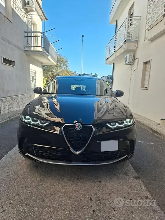 Alfa Romeo Tonale 2023 photo 2