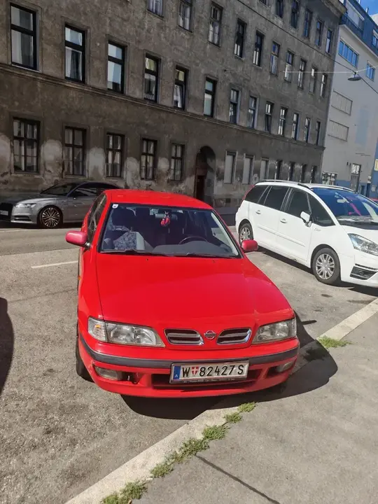Nissan Primera 1999 photo 3