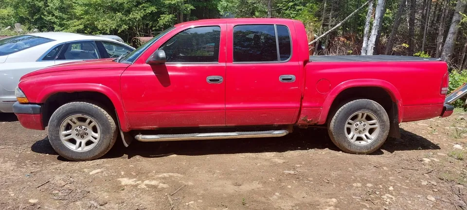 Dodge Dakota 2004 photo 2