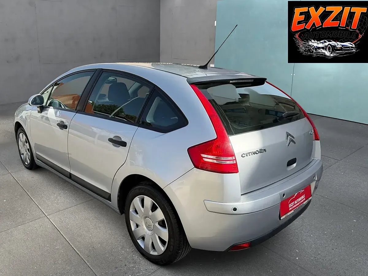 Citroen C4 2009 photo 3