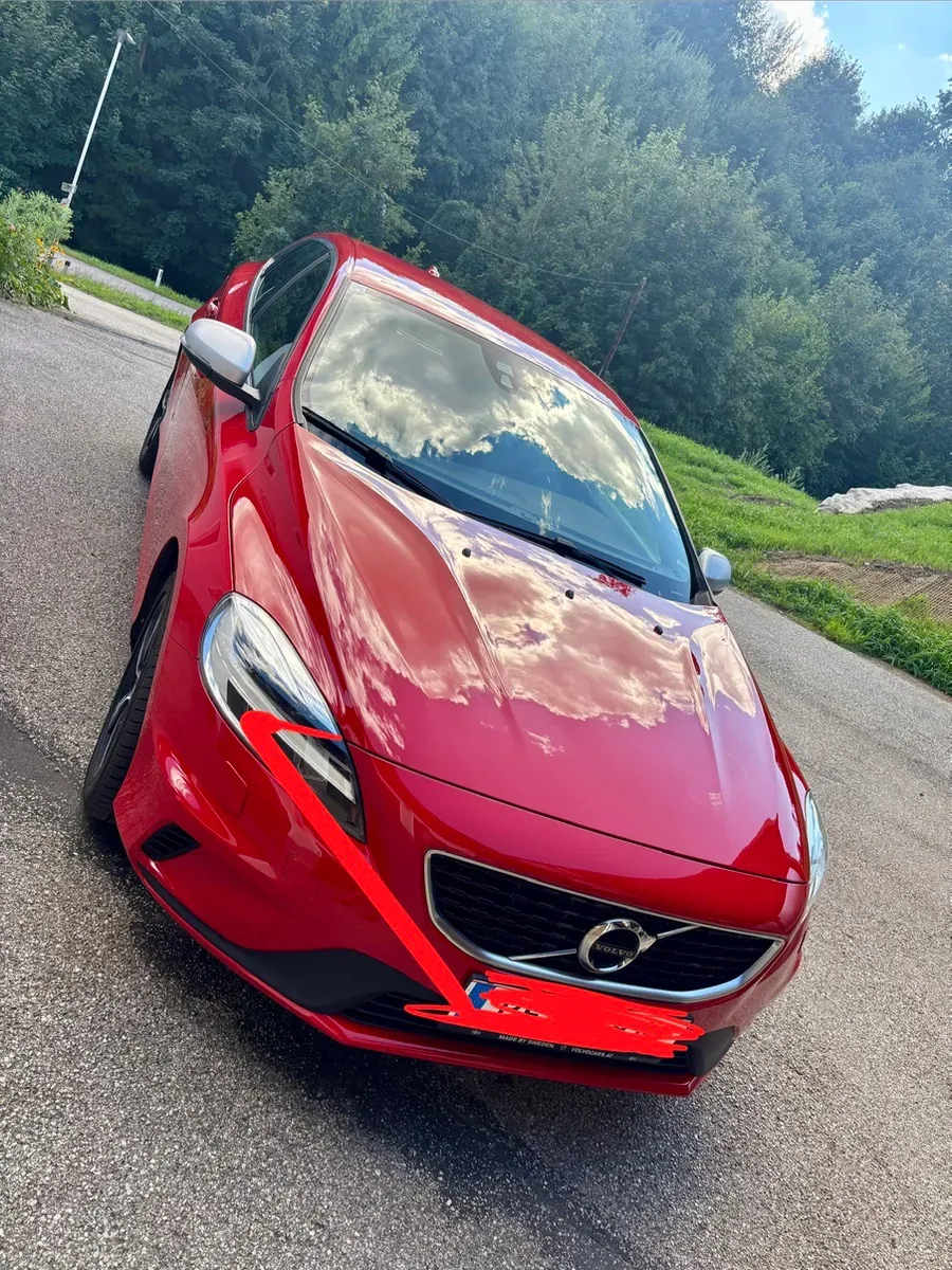 Volvo V40 2016 photo 2