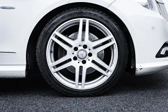 Mercedes-Benz E 350 2011 photo 5