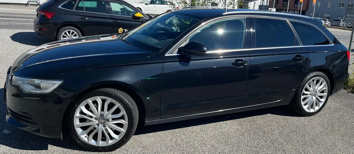 Audi A6 Avant 2012 photo 3