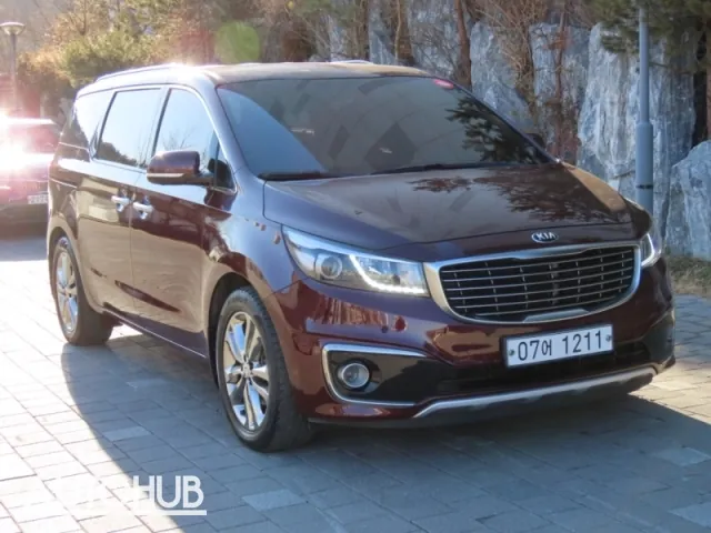 Kia Carnival 2018 photo 2