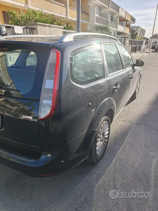 Ford Focus Sw 2010 photo 5