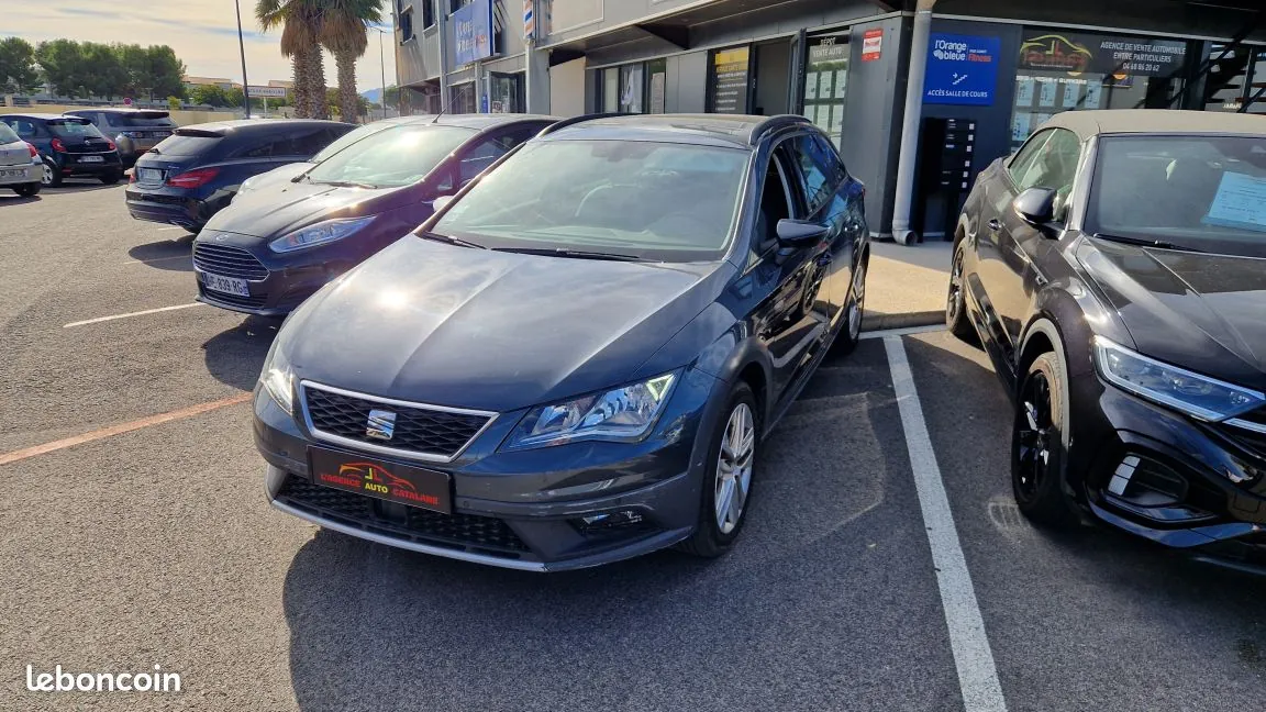 Seat Leon 2019 photo 2