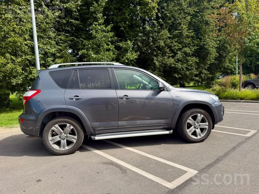 Toyota Rav4 2010 photo 5