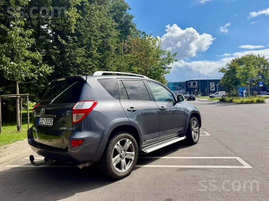 Toyota Rav4 2010 photo 4
