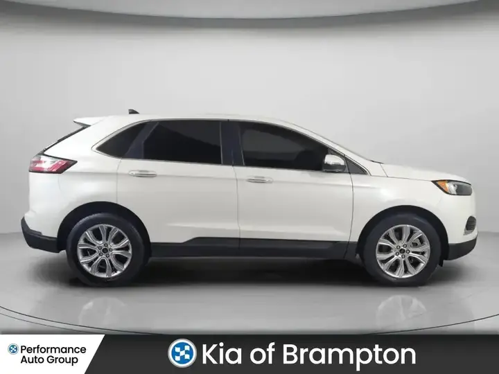 Ford Edge 2023 photo 4