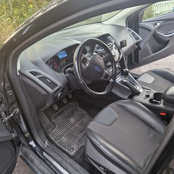 Ford Focus 2013 photo 5
