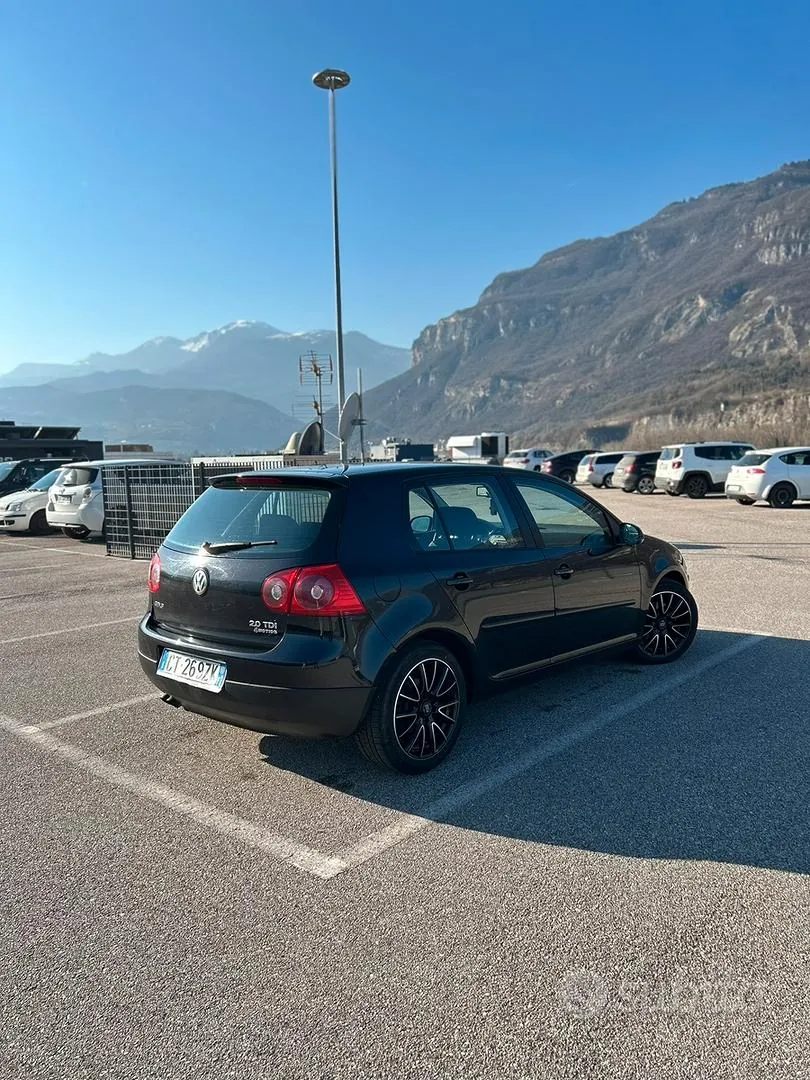 Volkswagen Golf 2005 photo 3
