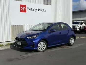 Toyota Yaris 2021 photo 2