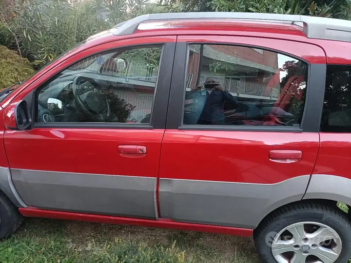 Fiat Panda 2010 photo 2