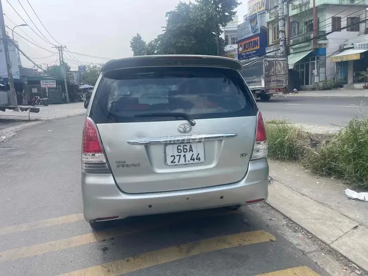 Toyota Innova 2009 photo 2