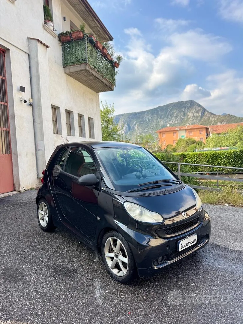 Smart Fortwo 2011 photo 3