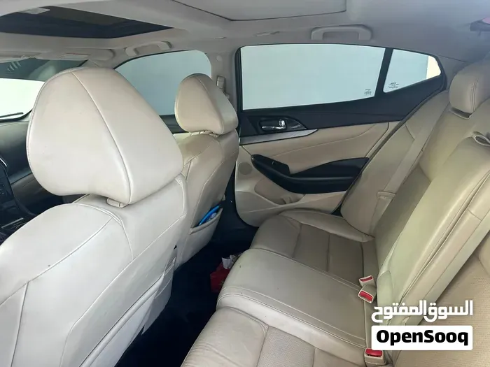 Nissan Maxima 2016 photo 2