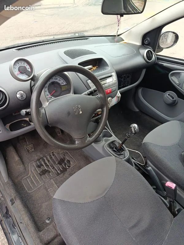 Peugeot 107 2007 photo 3