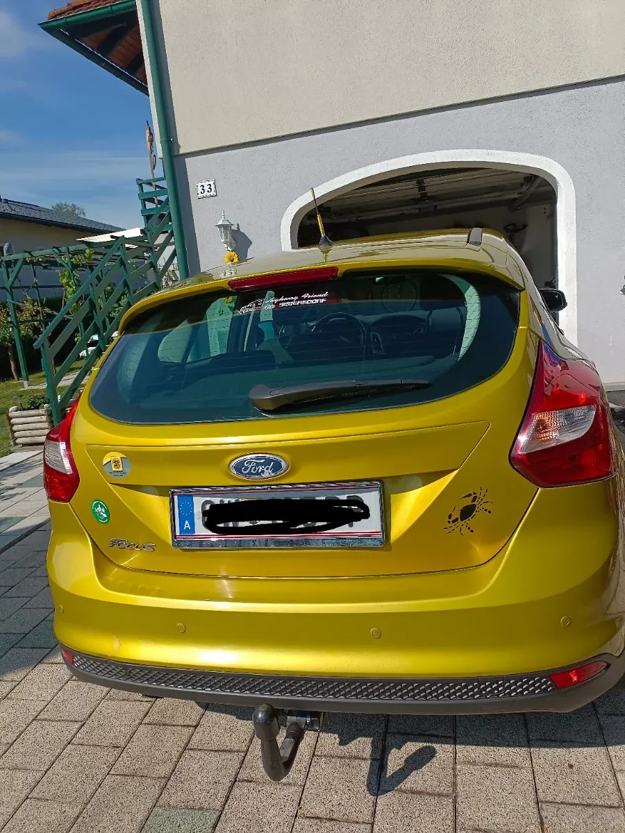 Ford Focus 2011 photo 3