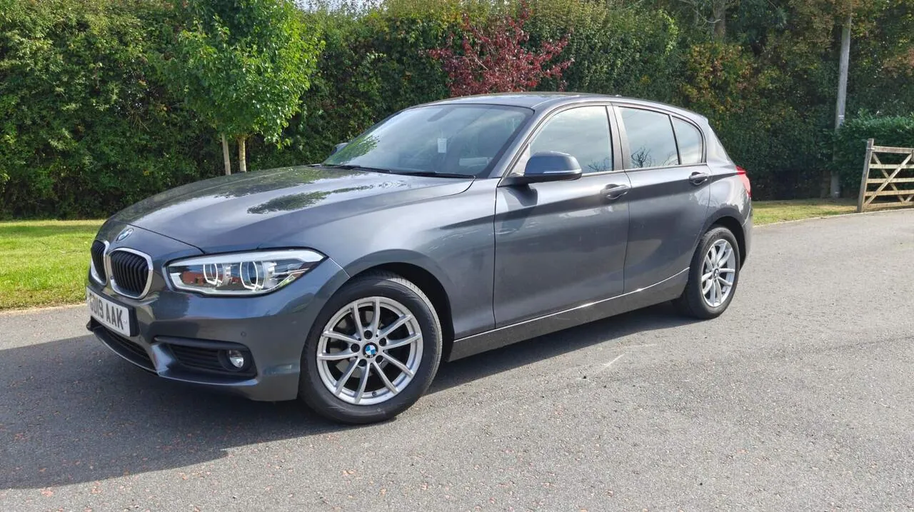 BMW 1 Series 2019 photo 4