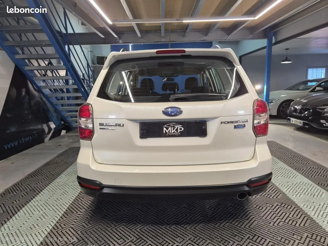 Subaru Forester 2014 photo 4