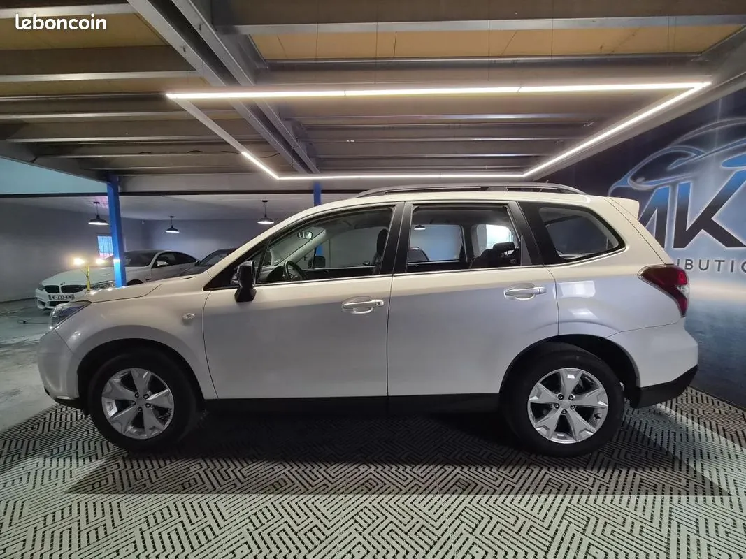 Subaru Forester 2014 photo 2