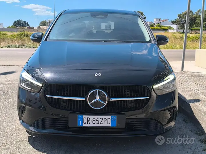 Mercedes-Benz B