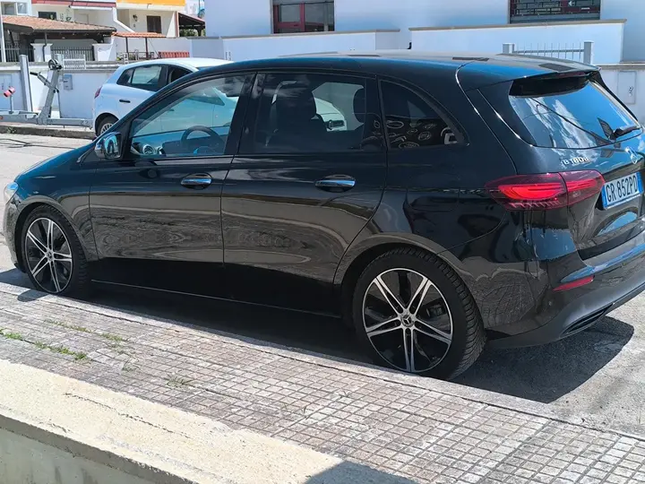 Mercedes-Benz B 2023 photo 4