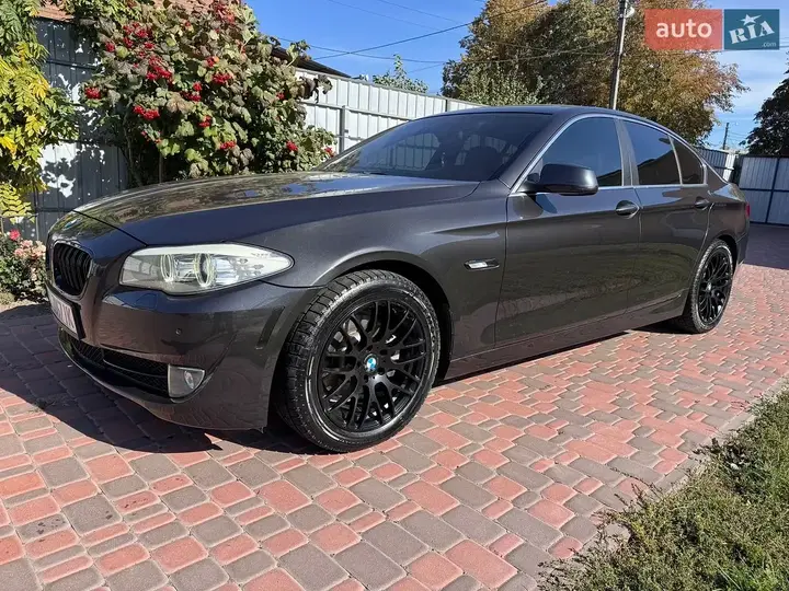 BMW 5 Series 2013 photo 4
