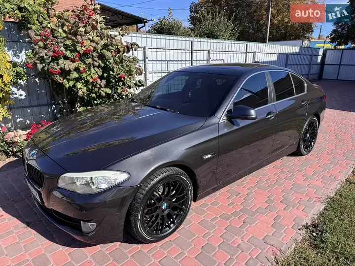 BMW 5 Series 2013 photo 5