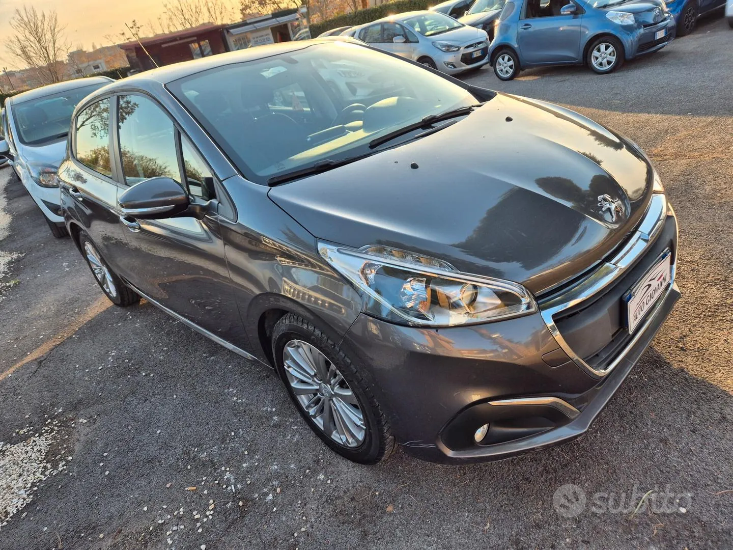 Peugeot 208 2019 photo 2