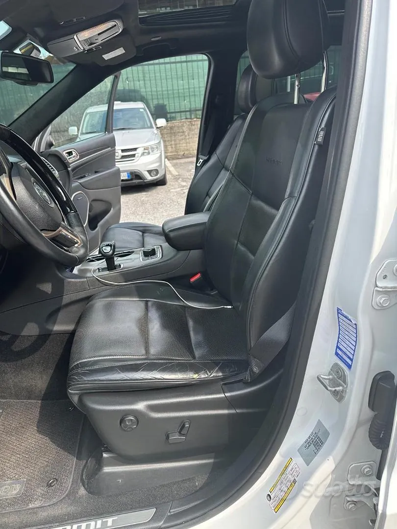 Jeep Grand Cherokee 2015 photo 4