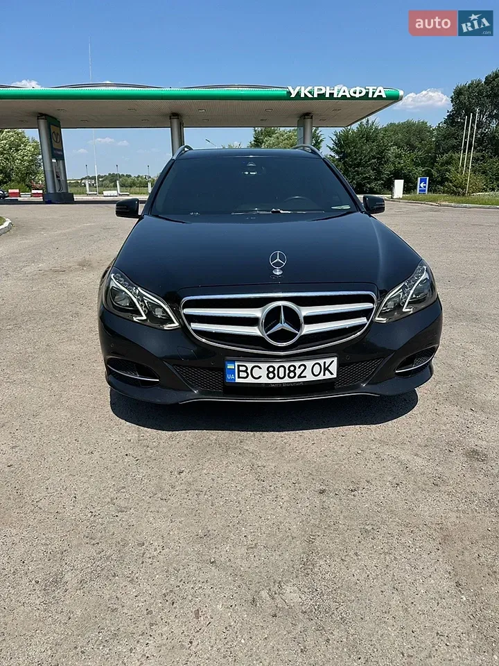 Mercedes-Benz E-Class 2014 photo 4