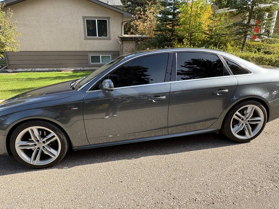 Audi A4 2013 photo 4