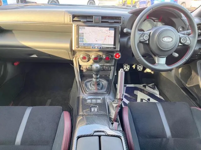 Subaru Sti 2024 photo 2