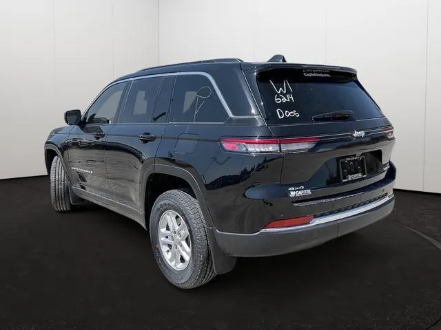 Jeep Grand Cherokee 2024 photo 4