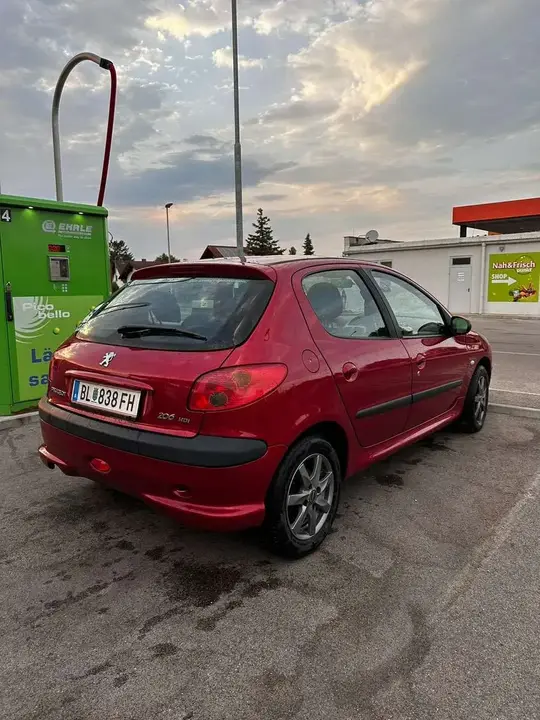 Peugeot 206 2002 photo 3