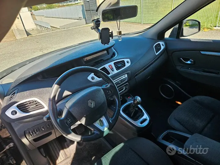 Renault Scenic 2009 photo 5