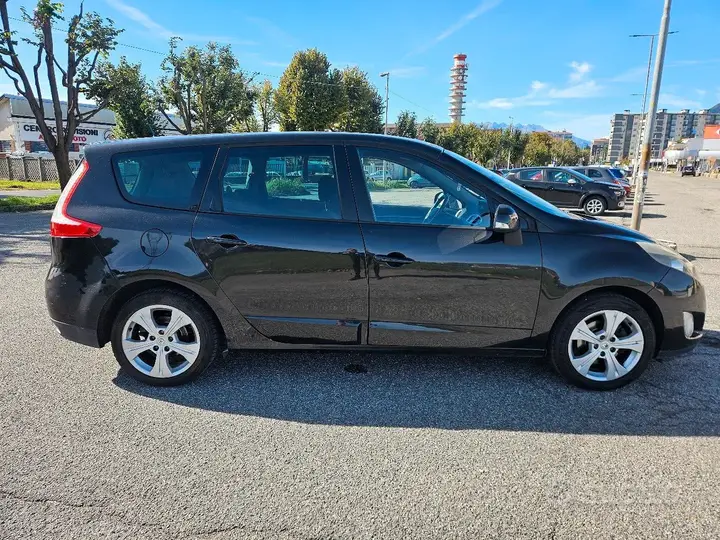 Renault Scenic 2009 photo 4