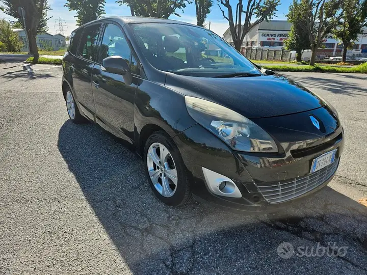 Renault Scenic 2009 photo 2