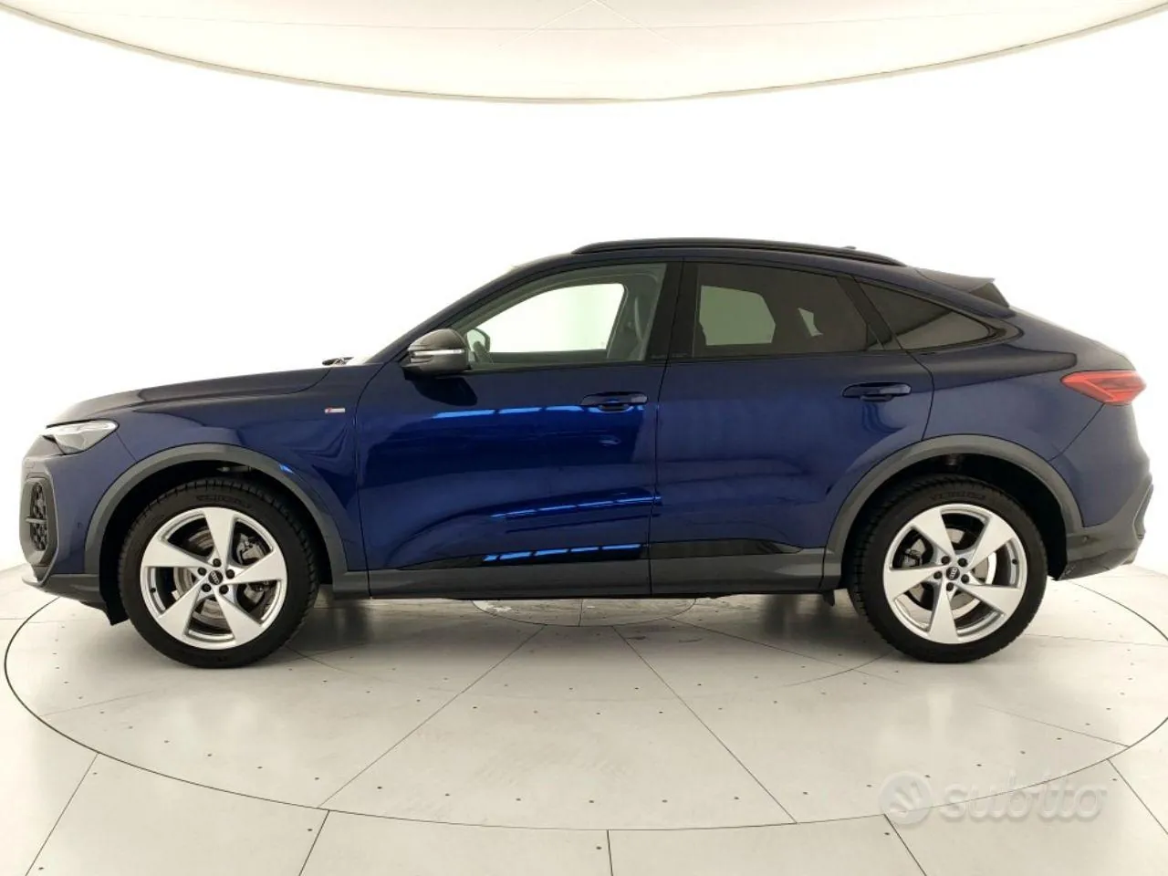 Audi Q5 2025 photo 2