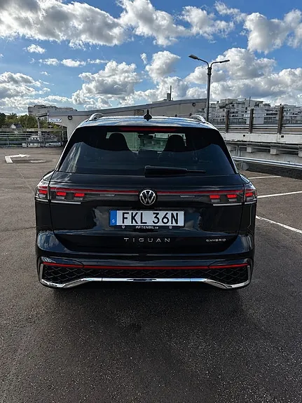 Volkswagen Tiguan 2026 photo 2