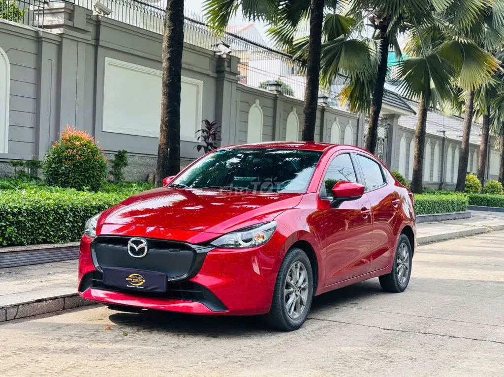 Mazda 2 2024 photo 2