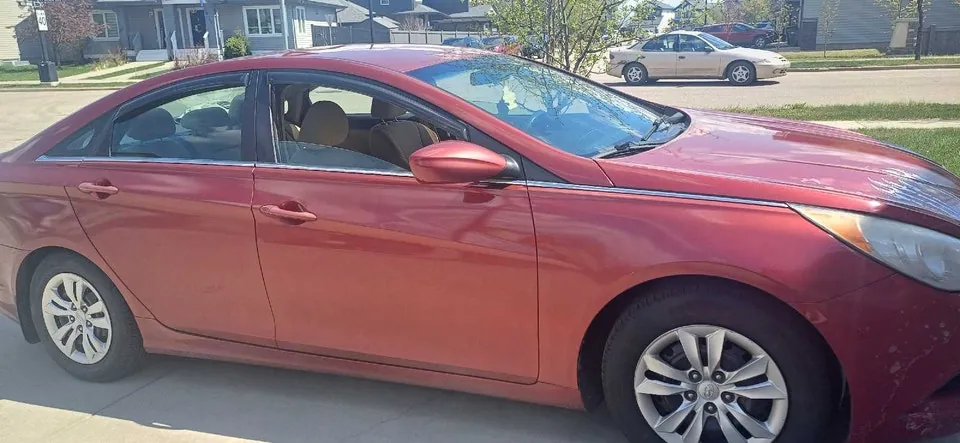 Hyundai Sonata 2013 photo 3