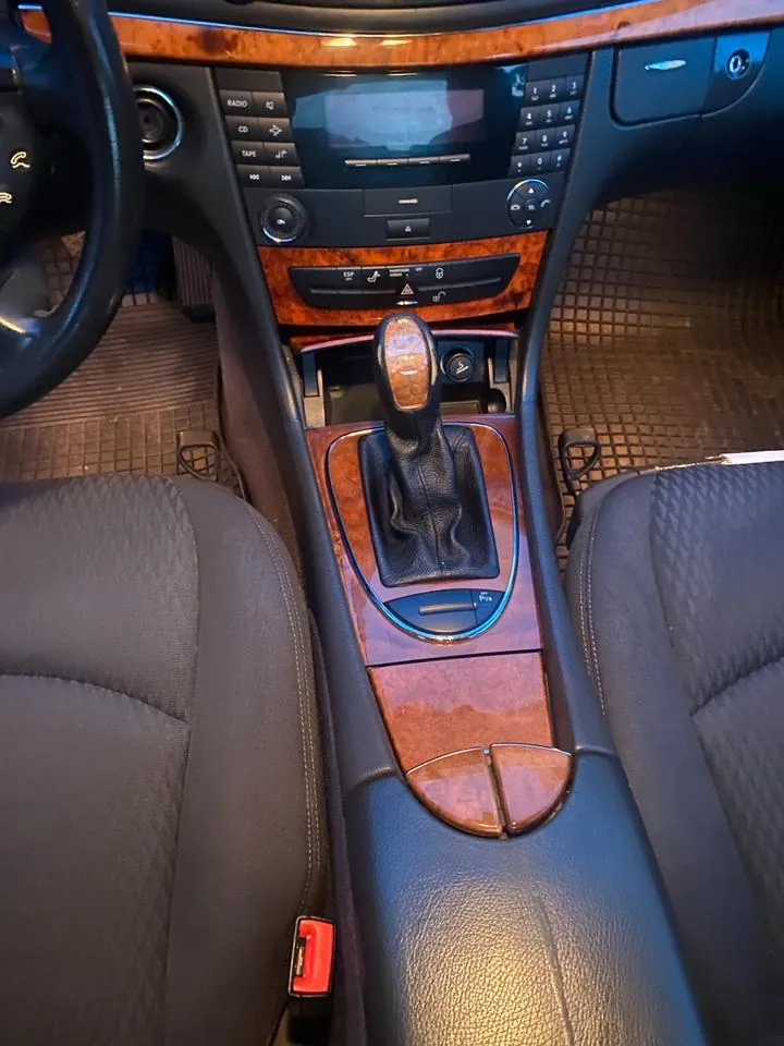 Mercedes-Benz E 220 Cdi