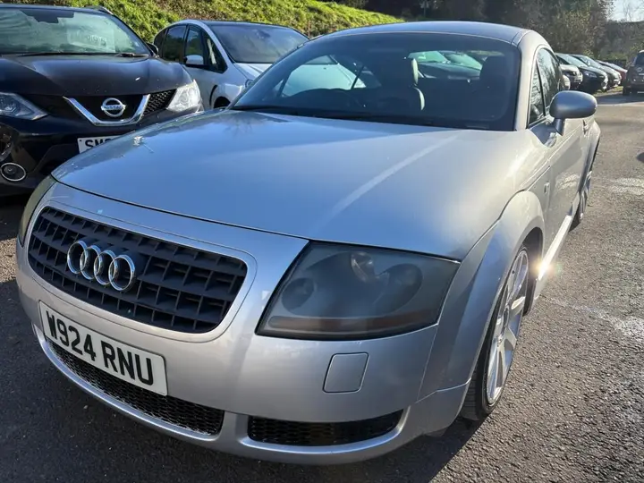 Audi Tt 2000 photo 2