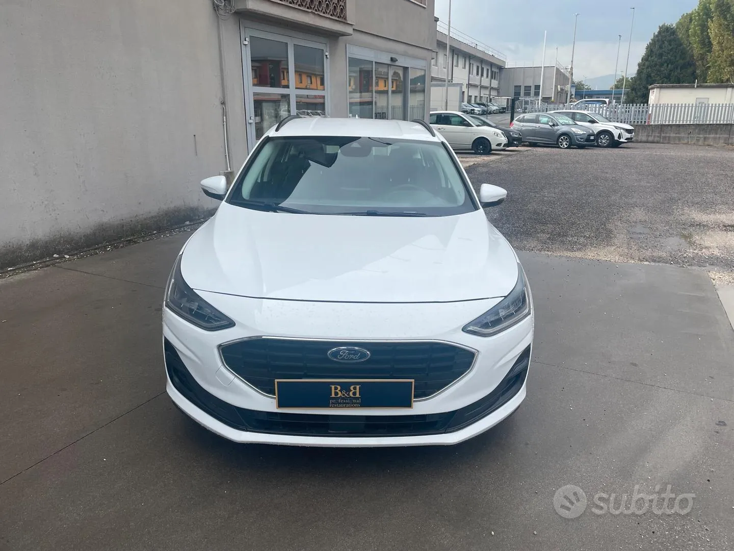 Ford Focus 2022 photo 3