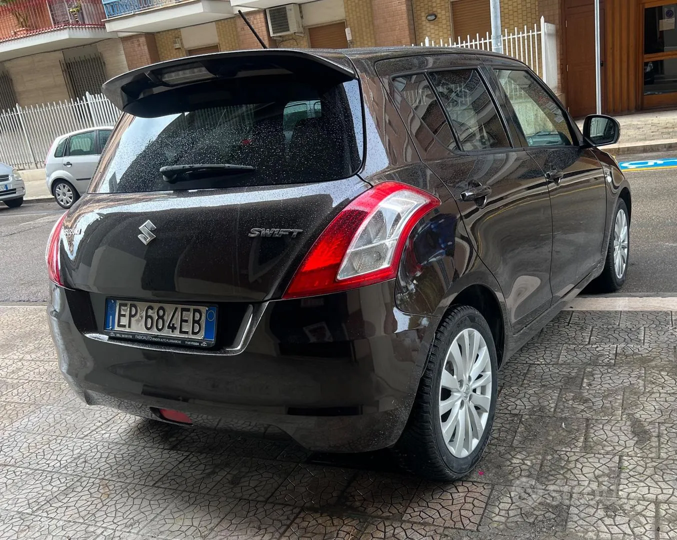 Suzuki Swift 2013 photo 3