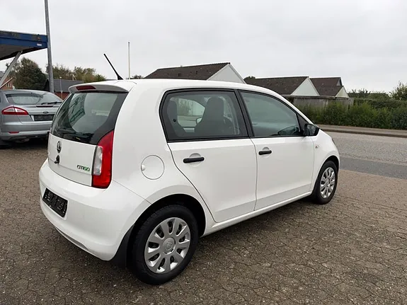 Skoda Citigo 2015 photo 3