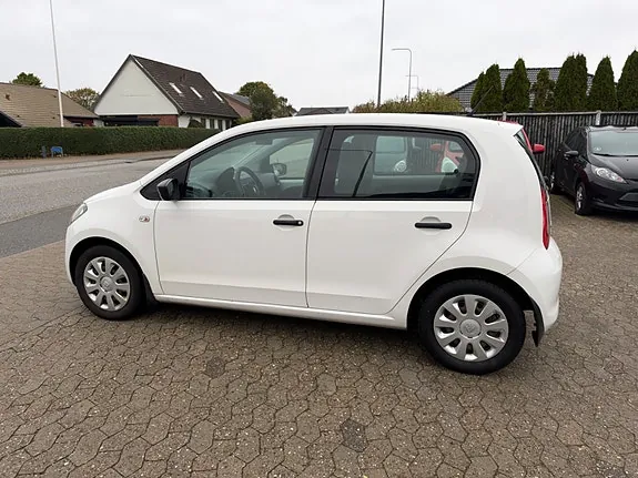 Skoda Citigo 2015 photo 5