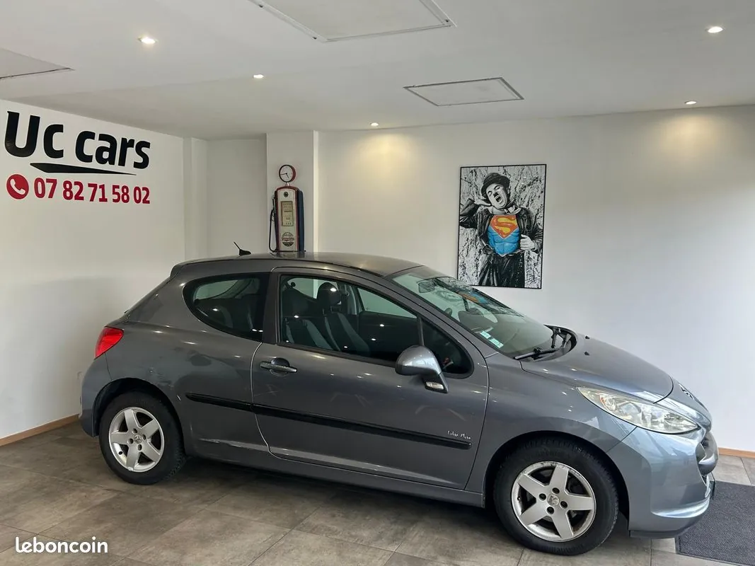 Peugeot 207 2008 photo 3